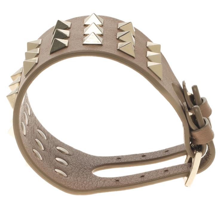 Pre Owned Valentino Rockstud Beige Leather Gold Tone Cuff Bracelet One Size