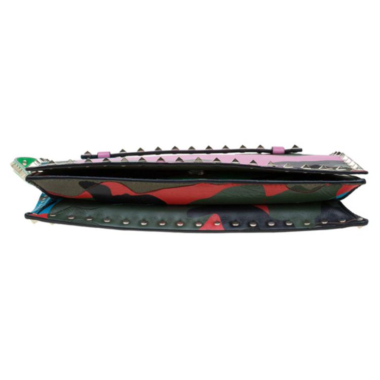 Pre Owned Valentino Multicolor Leather Camouflage Rockstud Wristlet Clutch