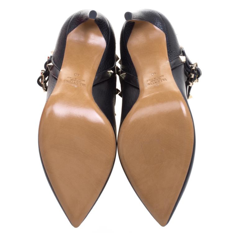 Pre Owned Valentino Black Leather Rockstud Pointed Toe Ankle Boots Size 40