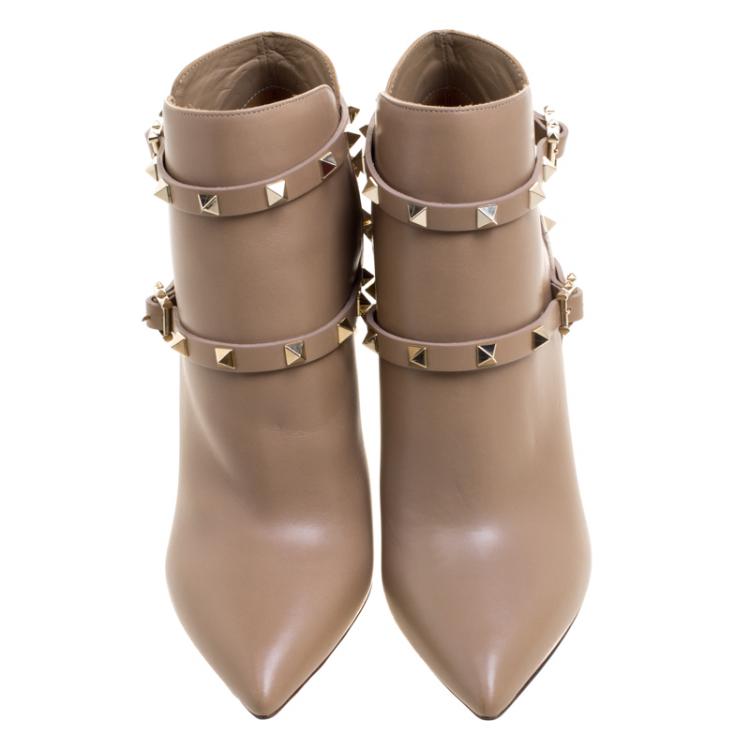 Pre Owned Valentino Beige Leather Rockstud Pointed Toe Ankle Boots Size 40