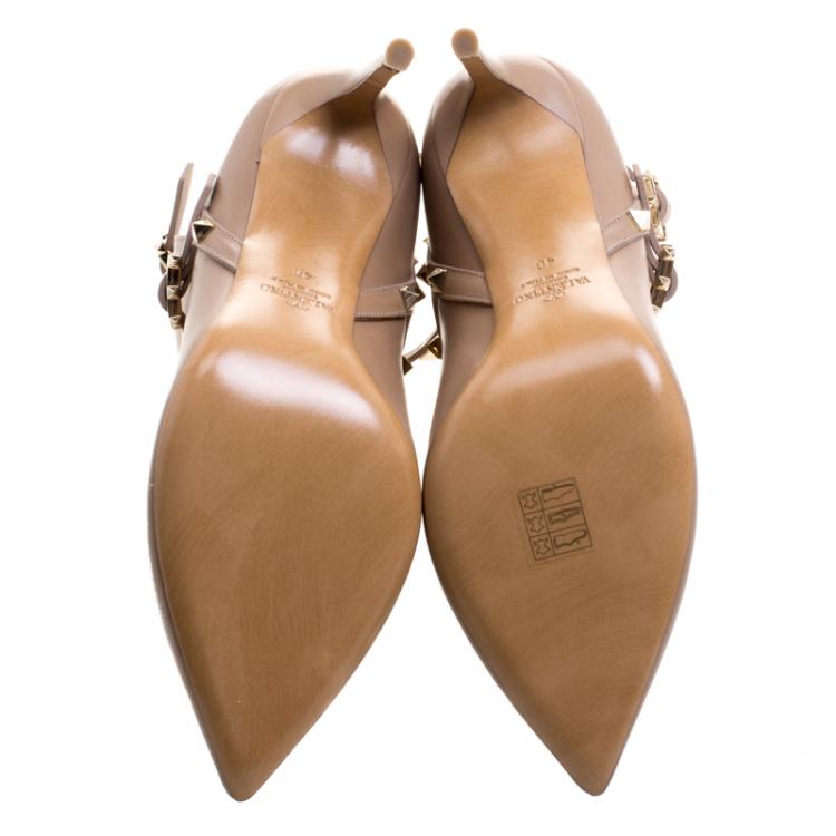 Pre Owned Valentino Beige Leather Rockstud Pointed Toe Ankle Boots Size 40