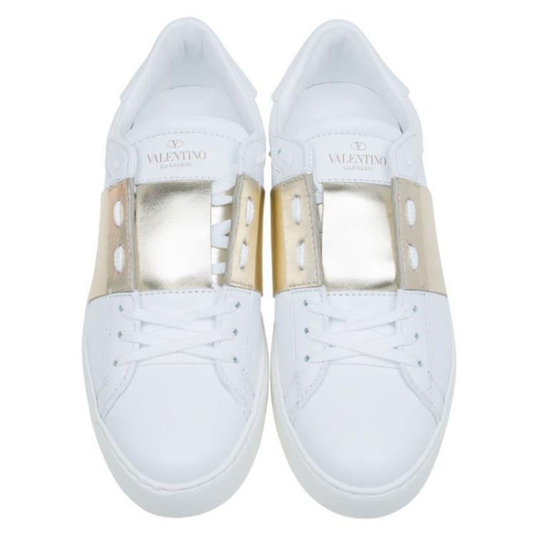 مملوكة مسبقًا Valentino White and Gold Band Leather Open Low Top Sneakers Size 38