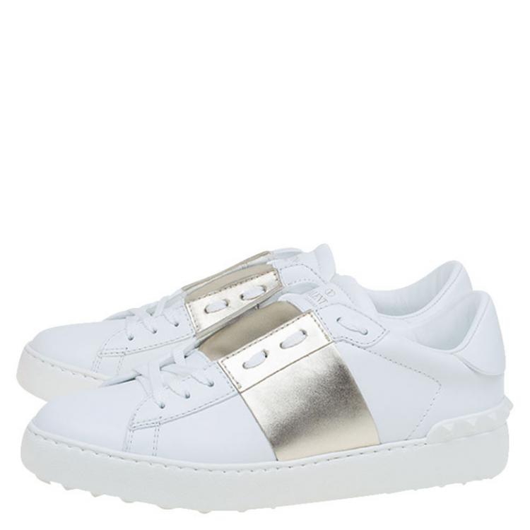 مملوكة مسبقًا Valentino White and Gold Band Leather Open Low Top Sneakers Size 38