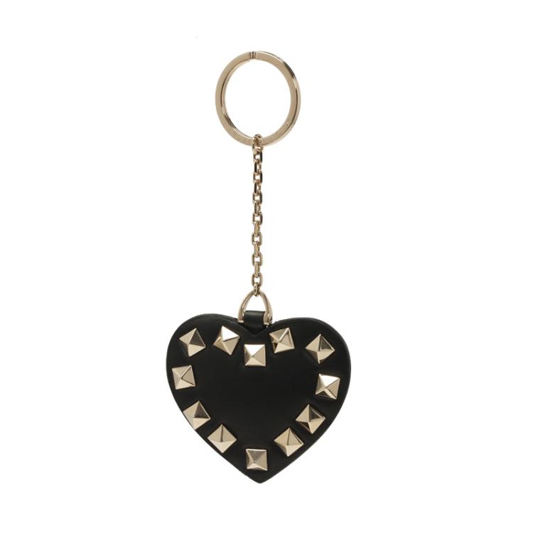 مملوكة مسبقًا Valentino Black Leather Heart Rockstud Keyring 