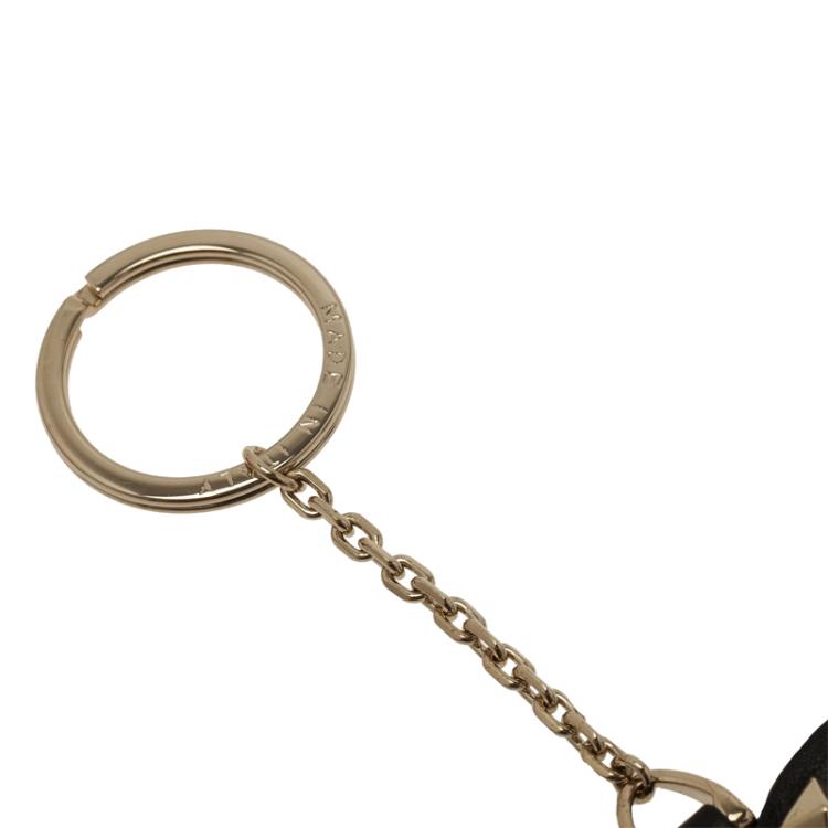 مملوكة مسبقًا Valentino Black Leather Heart Rockstud Keyring 