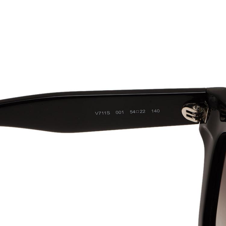 Pre Owned Valentino Black Rockstud Oversized Square Sunglasses 