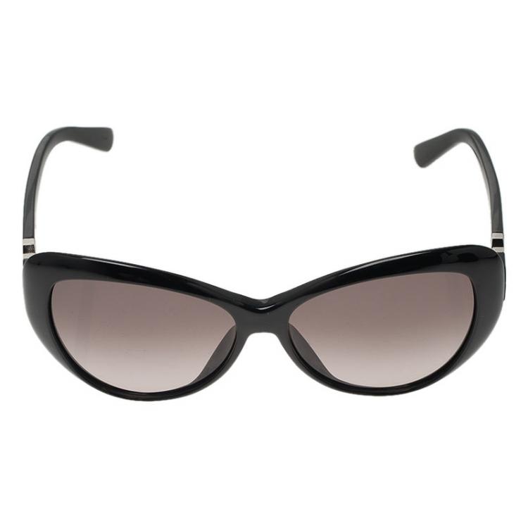 Pre Owned Valentino Black V625S Cat Eye Sunglasses