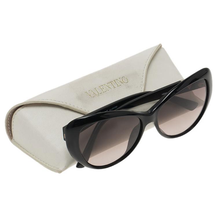 Pre Owned Valentino Black V625S Cat Eye Sunglasses