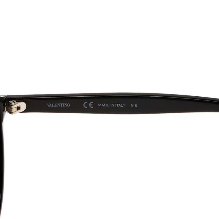 Pre Owned Valentino Black V728S Round Sunglasses