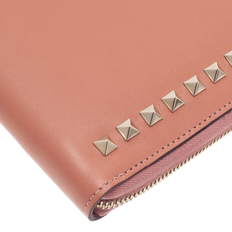 Pre Owned Valentino Nude Leather Rockstud Zip Around iPad Case