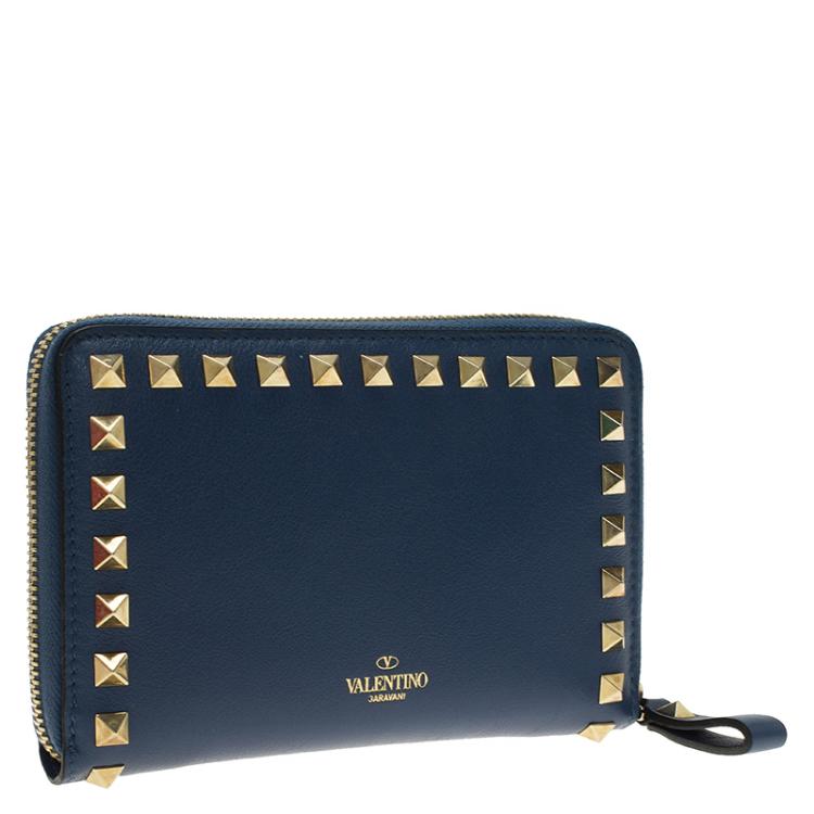 Pre Owned Valentino Blue Leather Medium Rockstud Zip Around Wallet