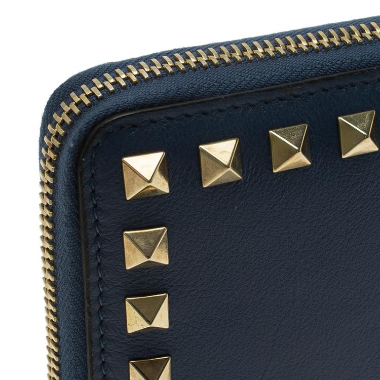 Pre Owned Valentino Blue Leather Medium Rockstud Zip Around Wallet