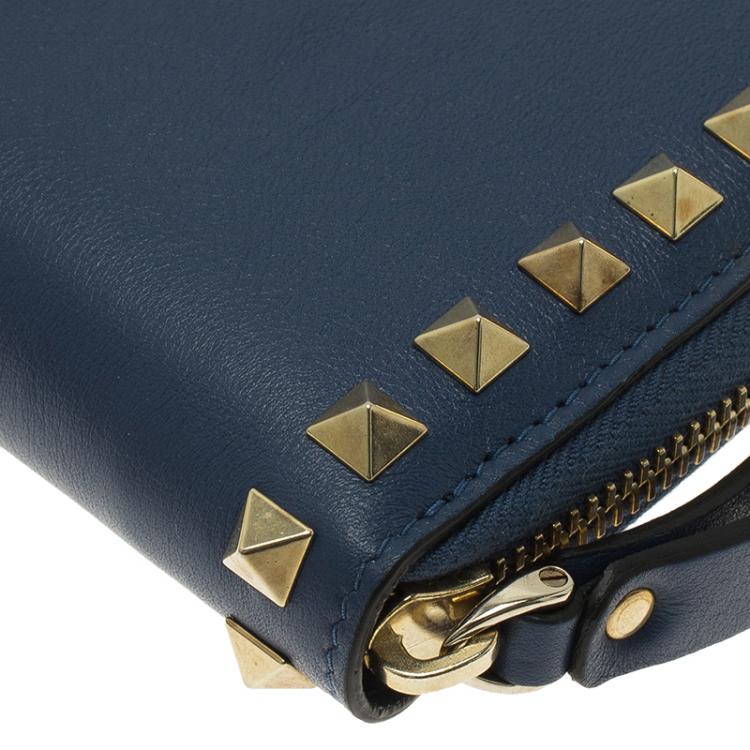 Pre Owned Valentino Blue Leather Medium Rockstud Zip Around Wallet