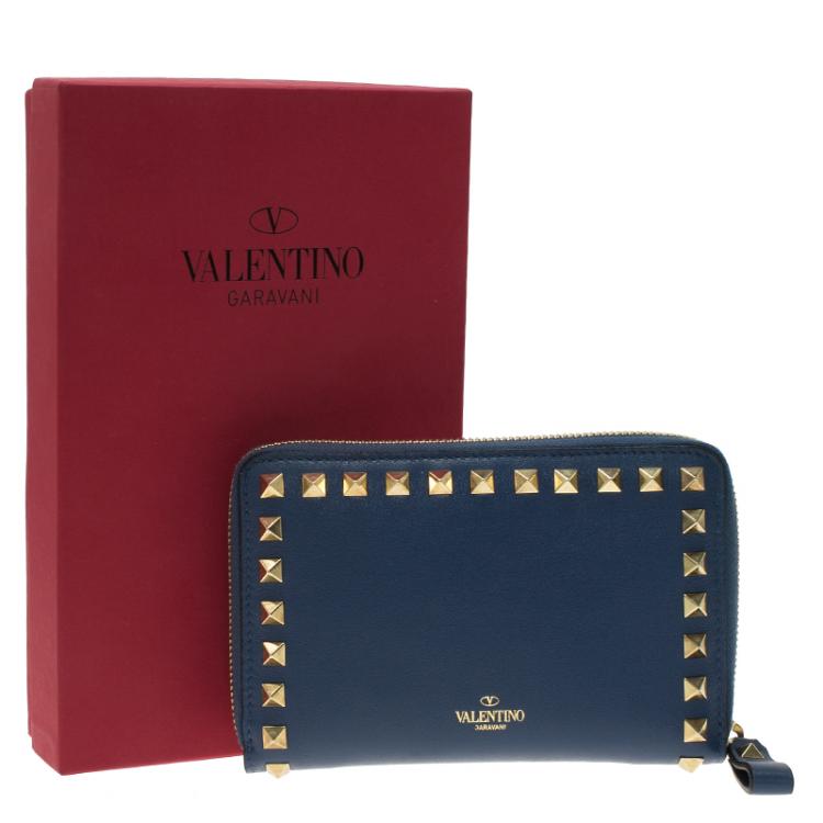 Pre Owned Valentino Blue Leather Medium Rockstud Zip Around Wallet