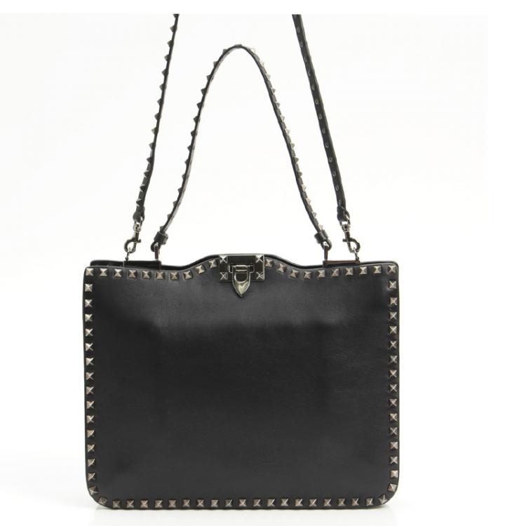 Pre Owned Valentino Black Leather Rockstud Flip Lock Messenger Bag