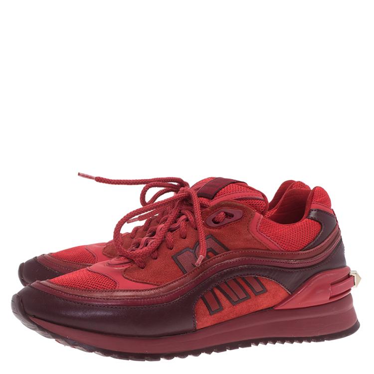 مملوكة مسبقًا Valentino Red Mesh And Leather Rouge Absolute Rockstud Sneakers Size 37
