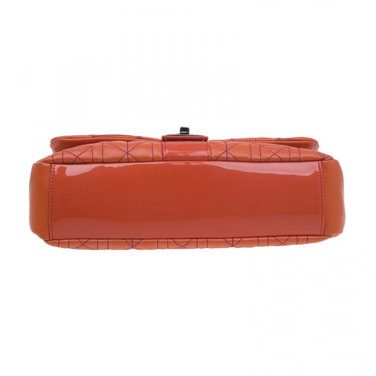 مملوكة مسبقًا Versace Jeans Orange Leather Tassel Trapuntata Shoulder Bag