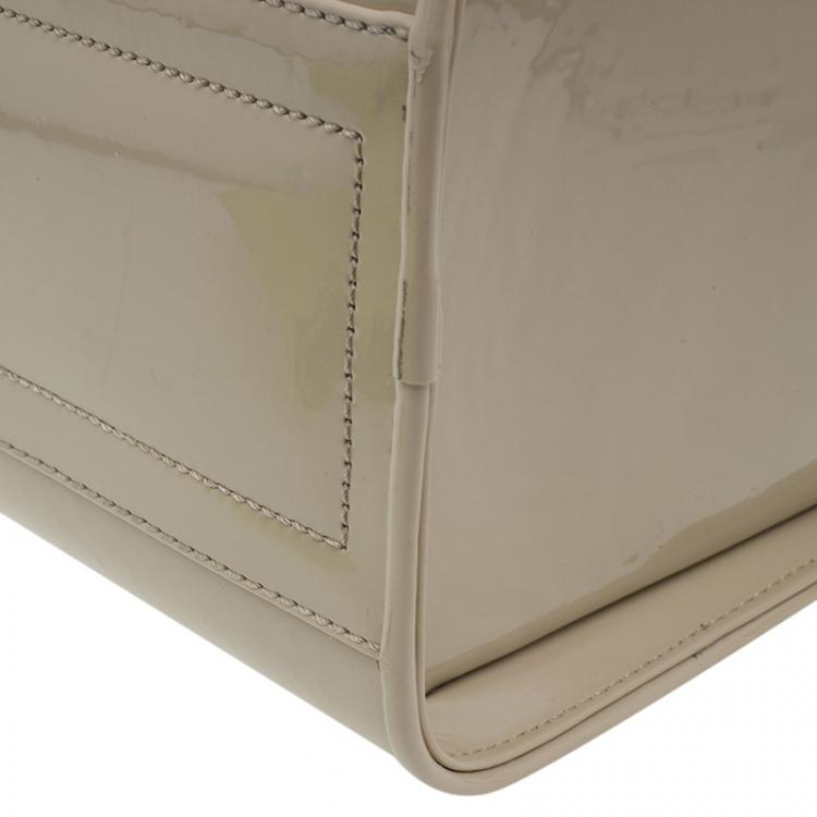 Pre Owned Versace Jeans Beige Patent Leather Medium Box Top Handle Bag