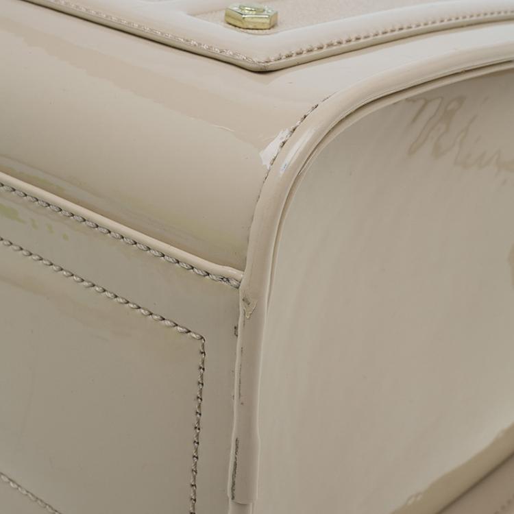 Pre Owned Versace Jeans Beige Patent Leather Medium Box Top Handle Bag