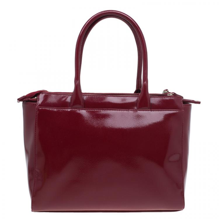Pre Owned Versace Jeans Burgundy Textured Patent Leather Swirl Stitched Tote