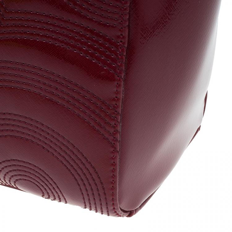 Pre Owned Versace Jeans Burgundy Textured Patent Leather Swirl Stitched Tote