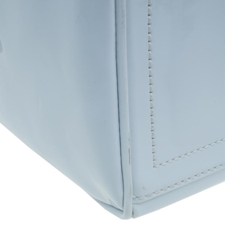 مملوكة مسبقًا Versace Jeans White Patent Leather Large Bowling Bag