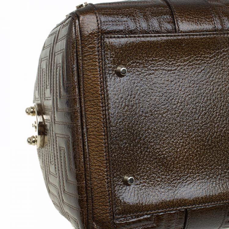 مملوكة مسبقًا Versace Brown Quilted Patent Leather Snap Out Of It Satchel