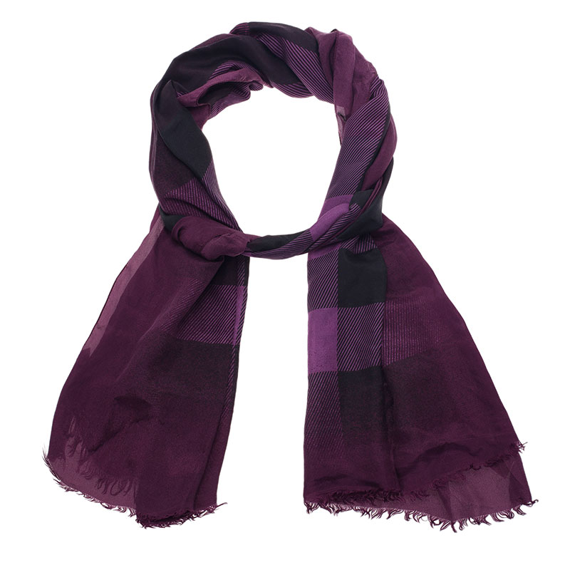 nova check scarf