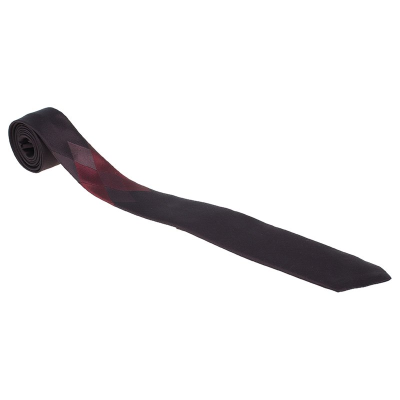 مملوكة مسبقًا Burberry Burgundy Silk Diamond Pattern Tie