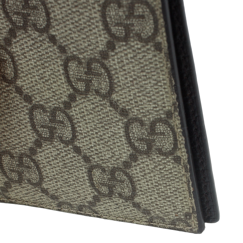 Gucci Beige GG Supreme Passport Cover Gucci TLC