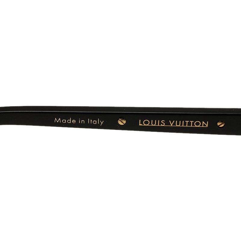 Louis Vuitton® Flower Edge Square Sunglasses Black. Size E  Black  sunglasses square, Louis vuitton sunglasses, Square sunglasses