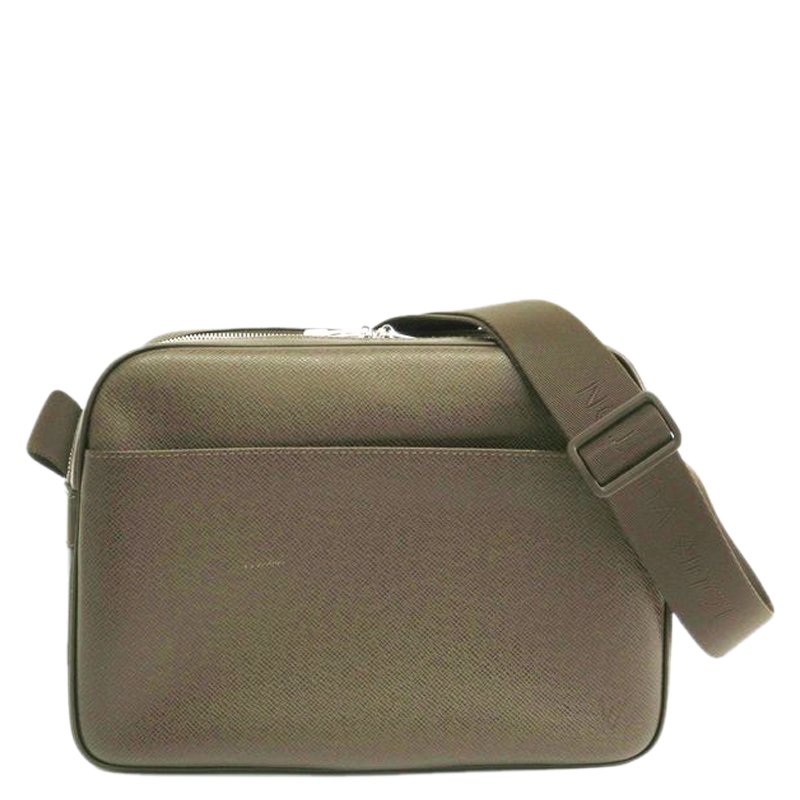 Pre Owned Louis Vuitton Grizzli Taiga Leather Reporter Bag