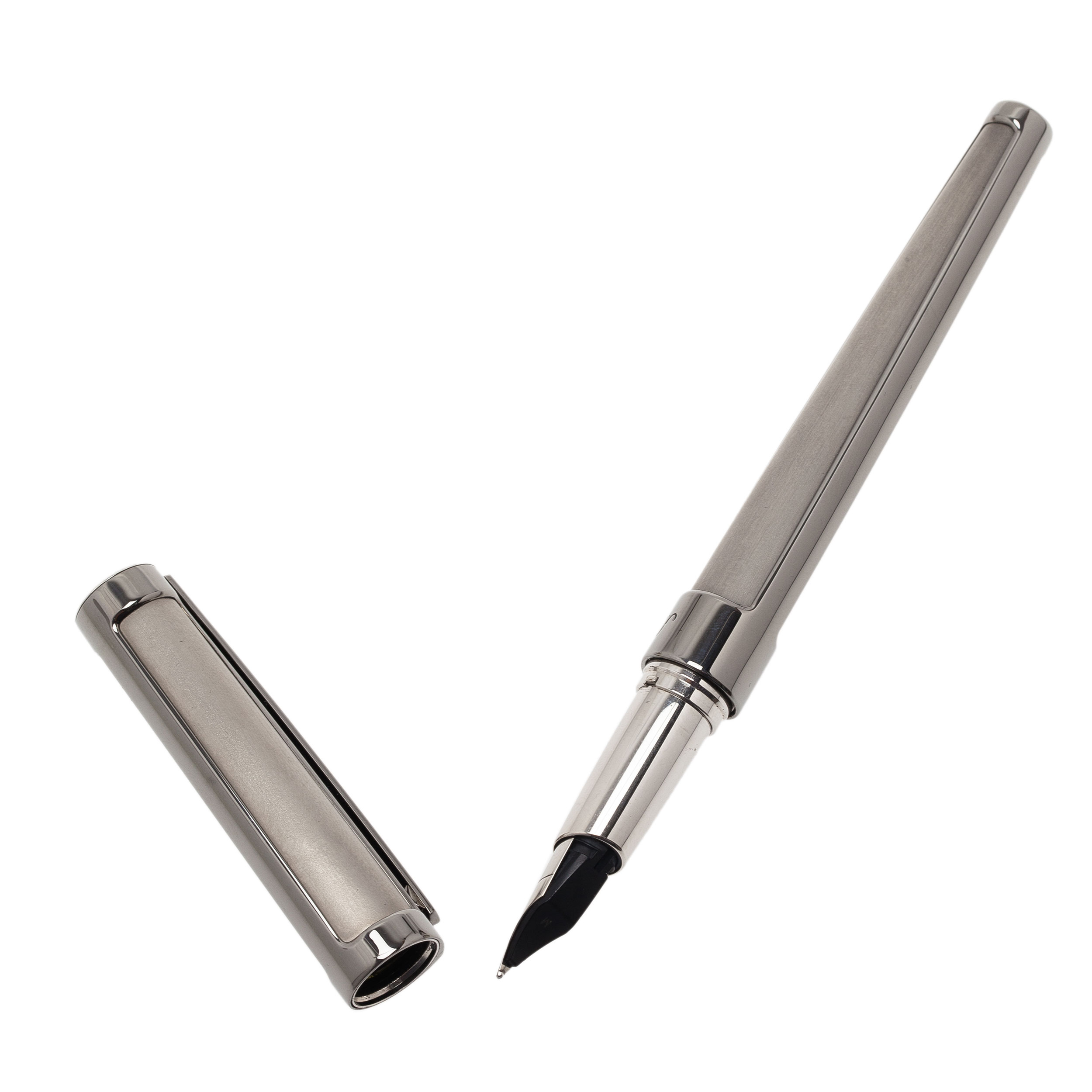 S.T. Dupont Grey Defi Titanium Fountain Pen