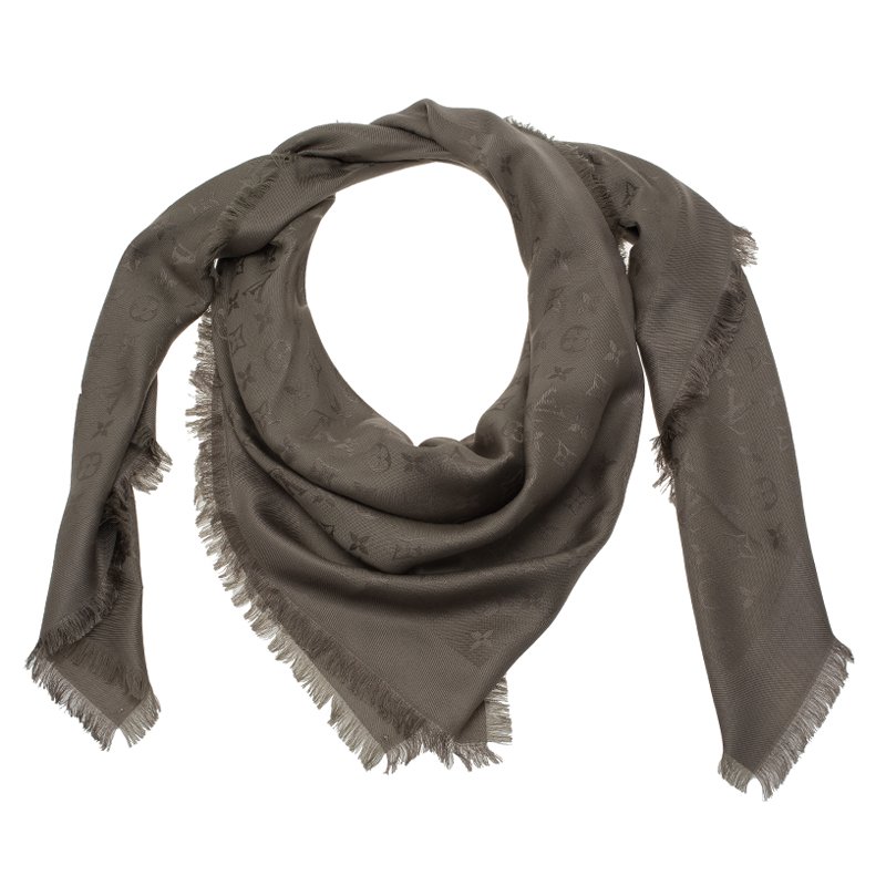 Pre Owned Louis Vuitton Grey Monogram Silk and Wool Shawl