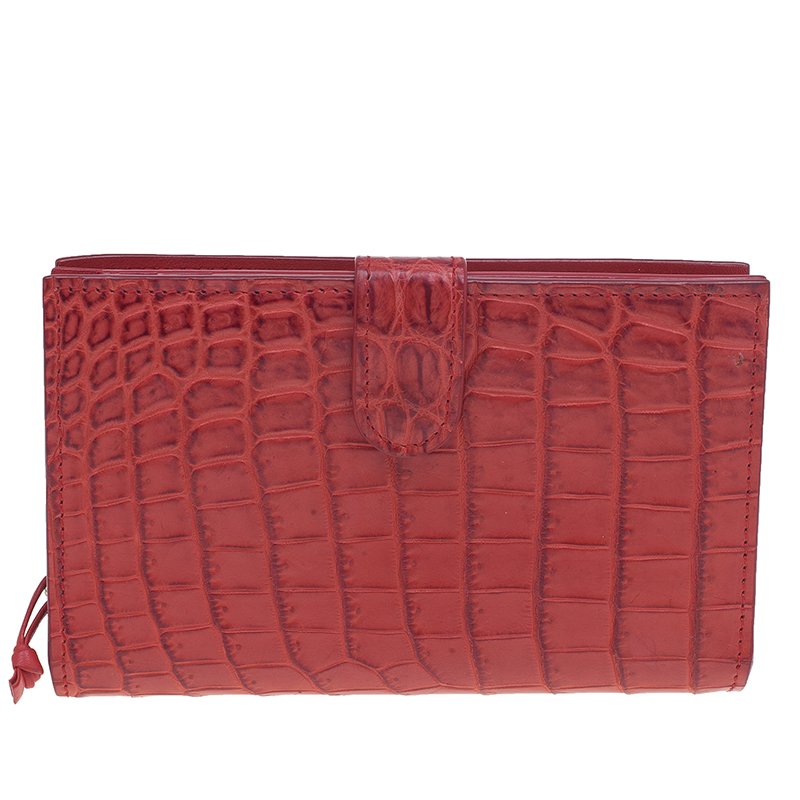 Pre Owned Bottega Veneta Red Croc Embossed Fume Wallet
