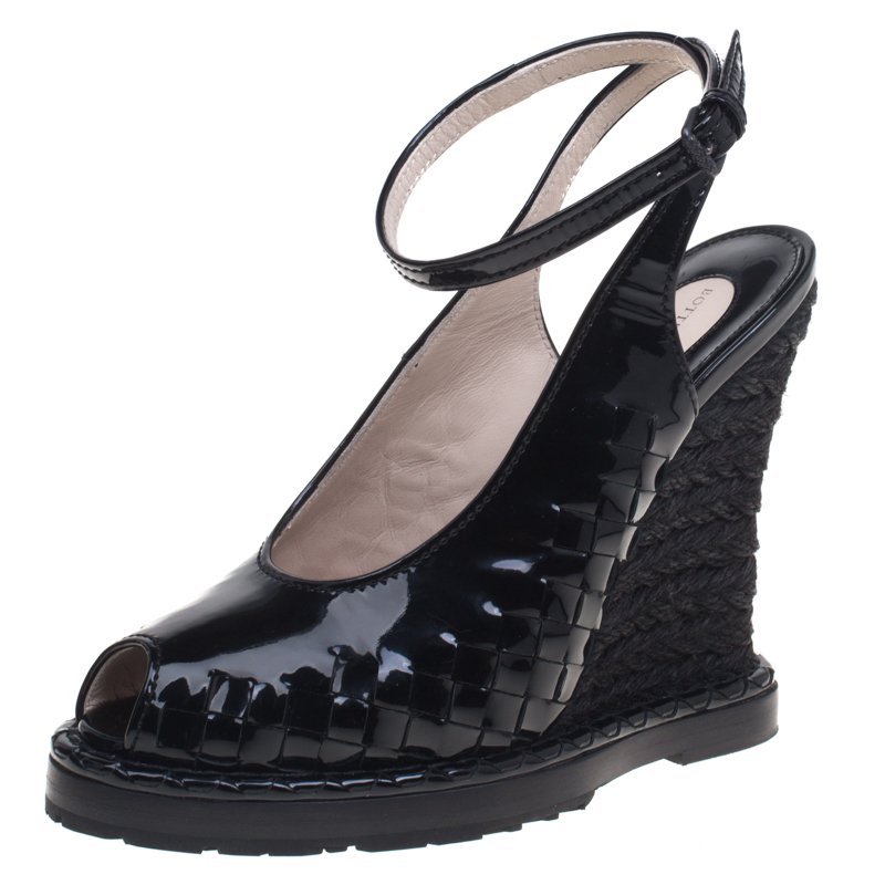 Pre Owned Bottega Veneta Black Intrecciato Patent Leather Jute Wedge Sandals Size 37