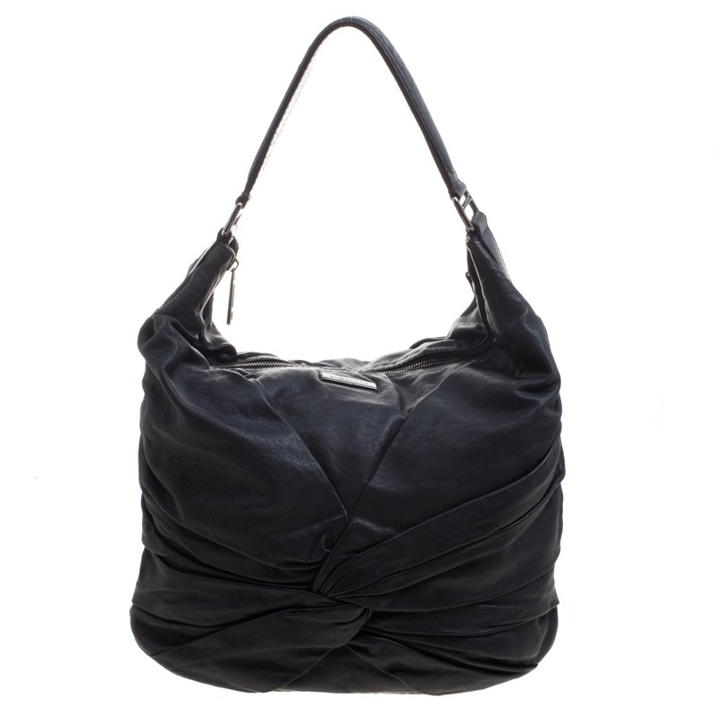 Pre Owned Burberry Black Leather Ruched Hobo