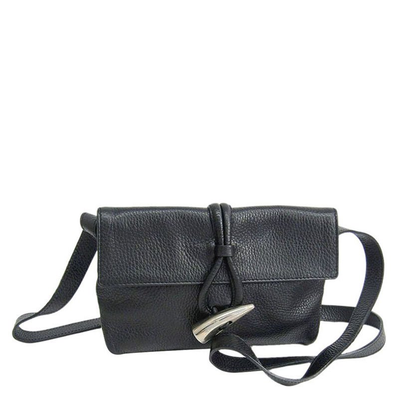Burberry Black Pebbled Leather Horn Toggle Crossbody Bag Burberry | The