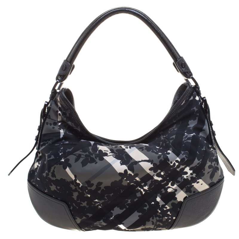 Pre Owned Burberry Black Beat Check Nylon Hobo