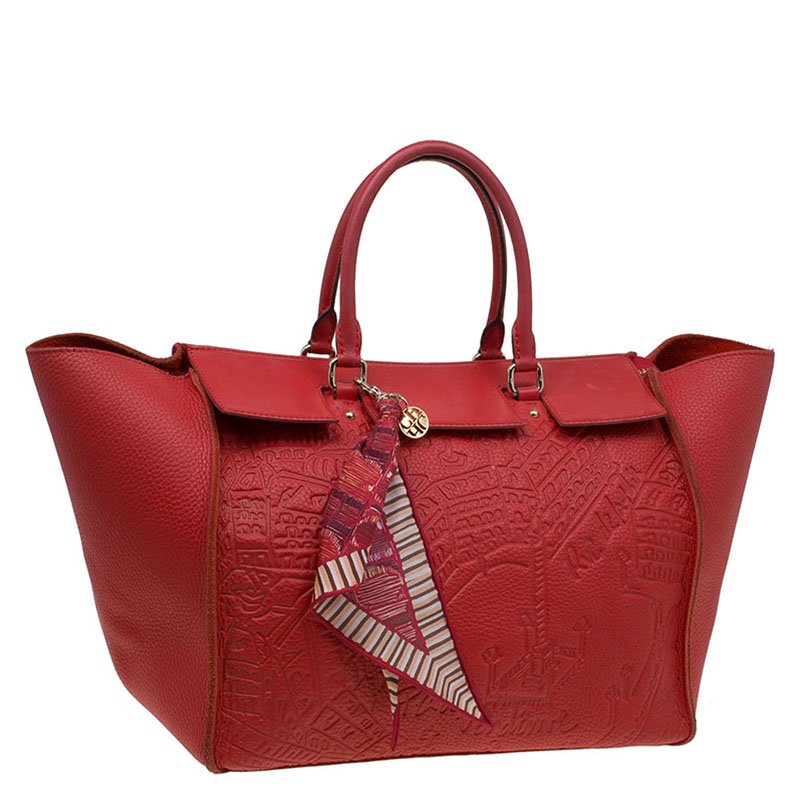 Fabulous CH Carolina Herrera Red La Place Vendome Tote Handbag