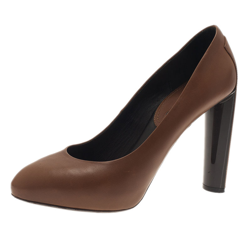Pre Owned Celine Brown Leather Pumps Size 38 