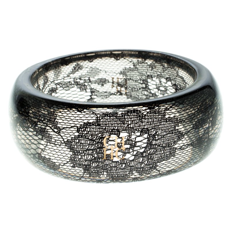 مملوكة مسبقًا CH Carolina Herrera Black Lace Clear Resin Wide Bangle Bracelet