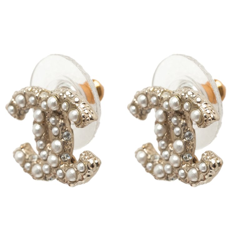 Chanel pearl deals stud earrings