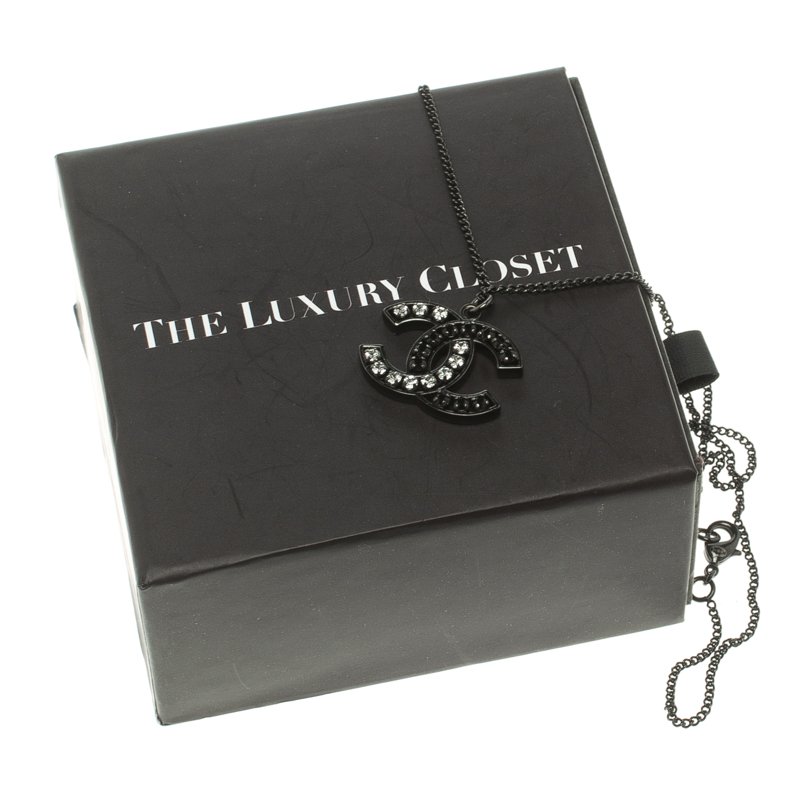 Chanel metallic black tone clearance crystal necklace