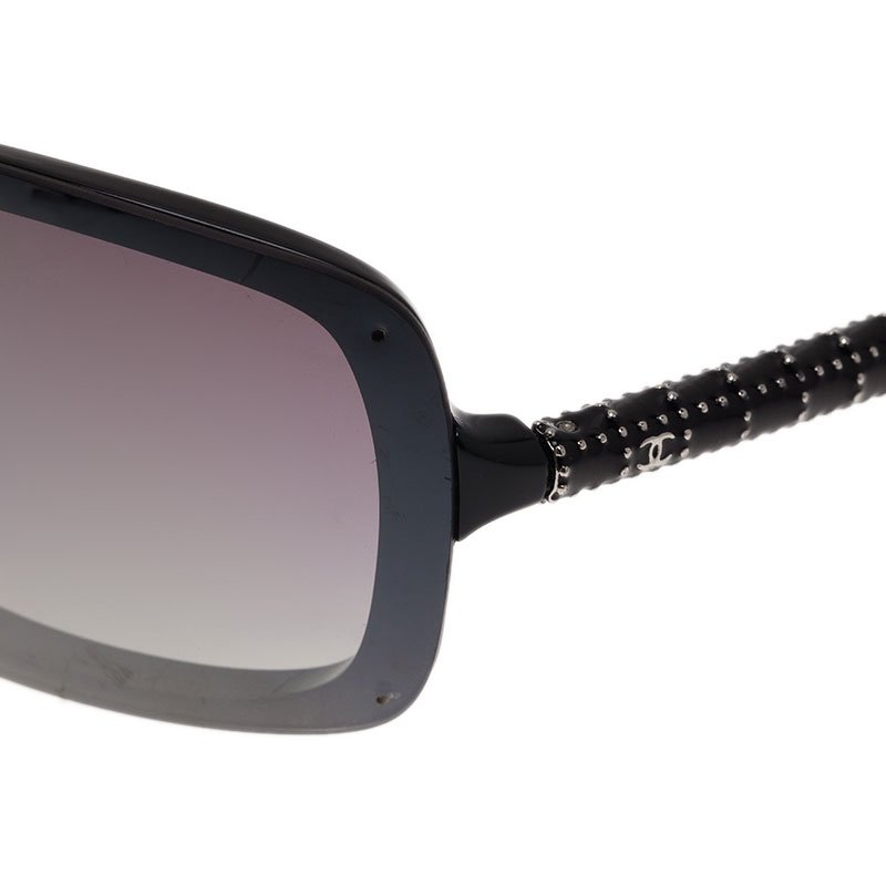 Chanel, metal round sunglasses in black - Unique Designer Pieces