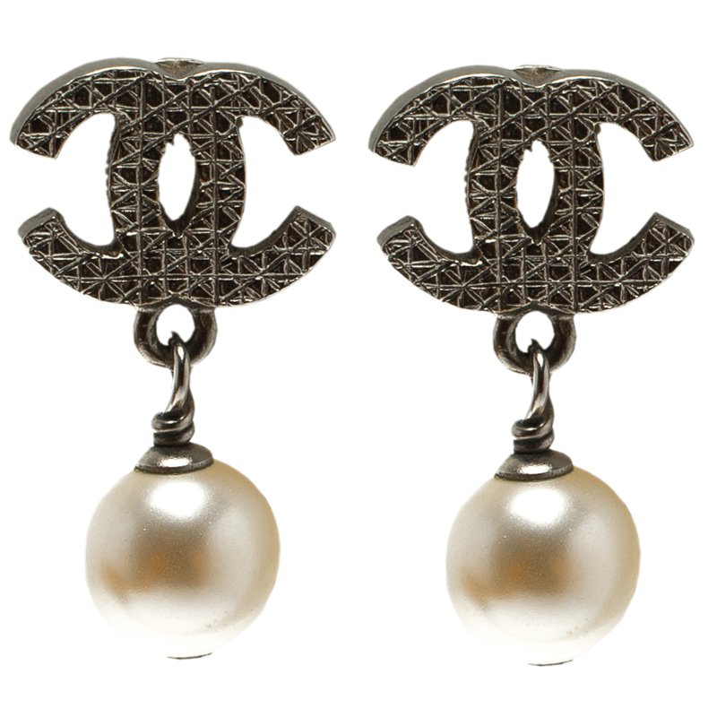 Chanel CC Medium Faux Pearl Silver Tone Drop Earrings