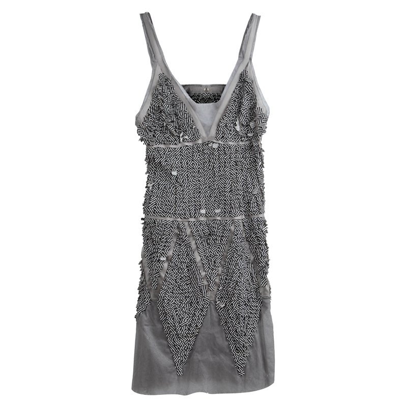مملوكة مسبقًا Chanel Grey Monochrome Textured Applique Detail Sleeveless Dress S