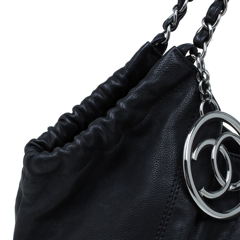 Chanel Black Ruched Luxury Hobo Tote Bag CC Charm – Boutique Patina