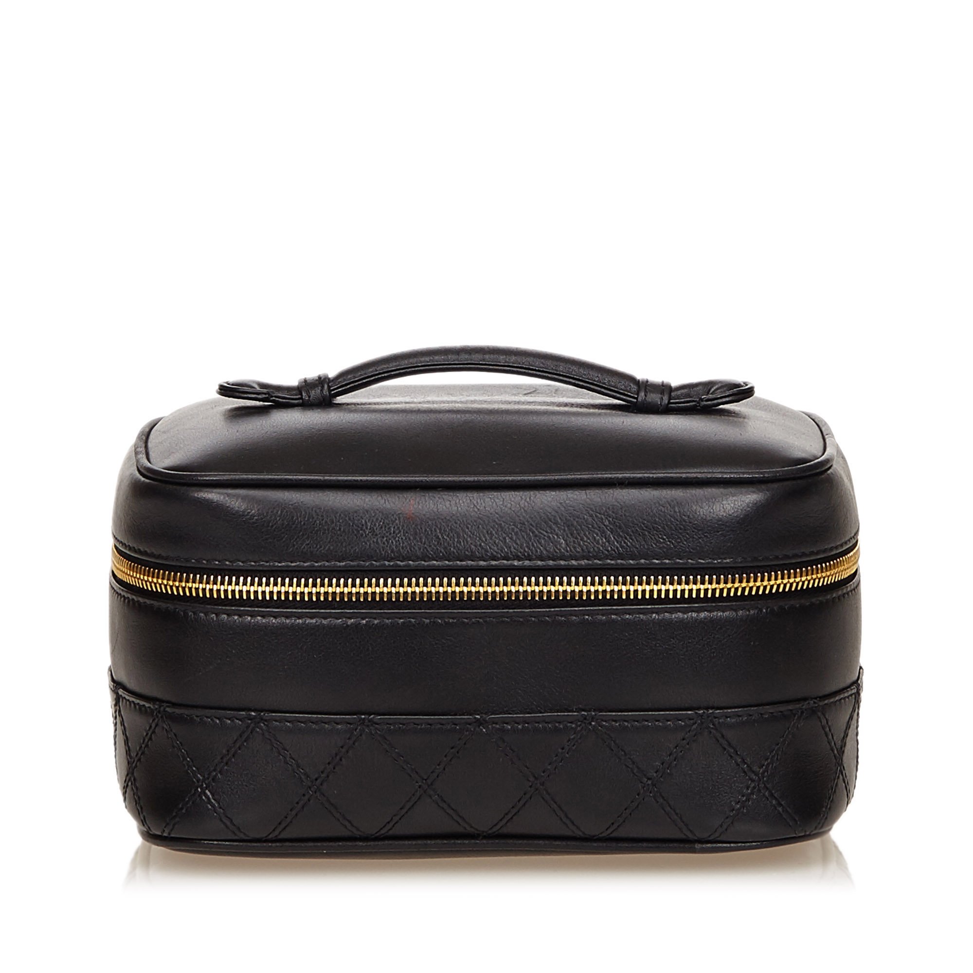 Chanel Black Quilted Lambskin Vanity Case Chanel | The Luxury Closet
