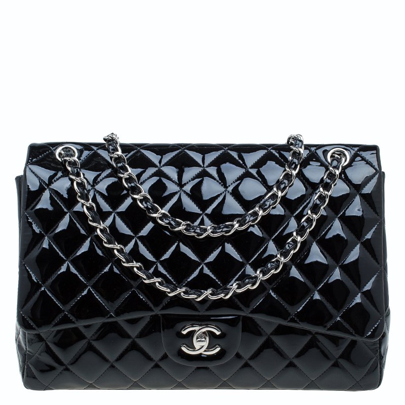 Pre Owned حقيبة شانيل ماكسي كلاسيك بقلاب واحد جلد لامع مبطن سوداء